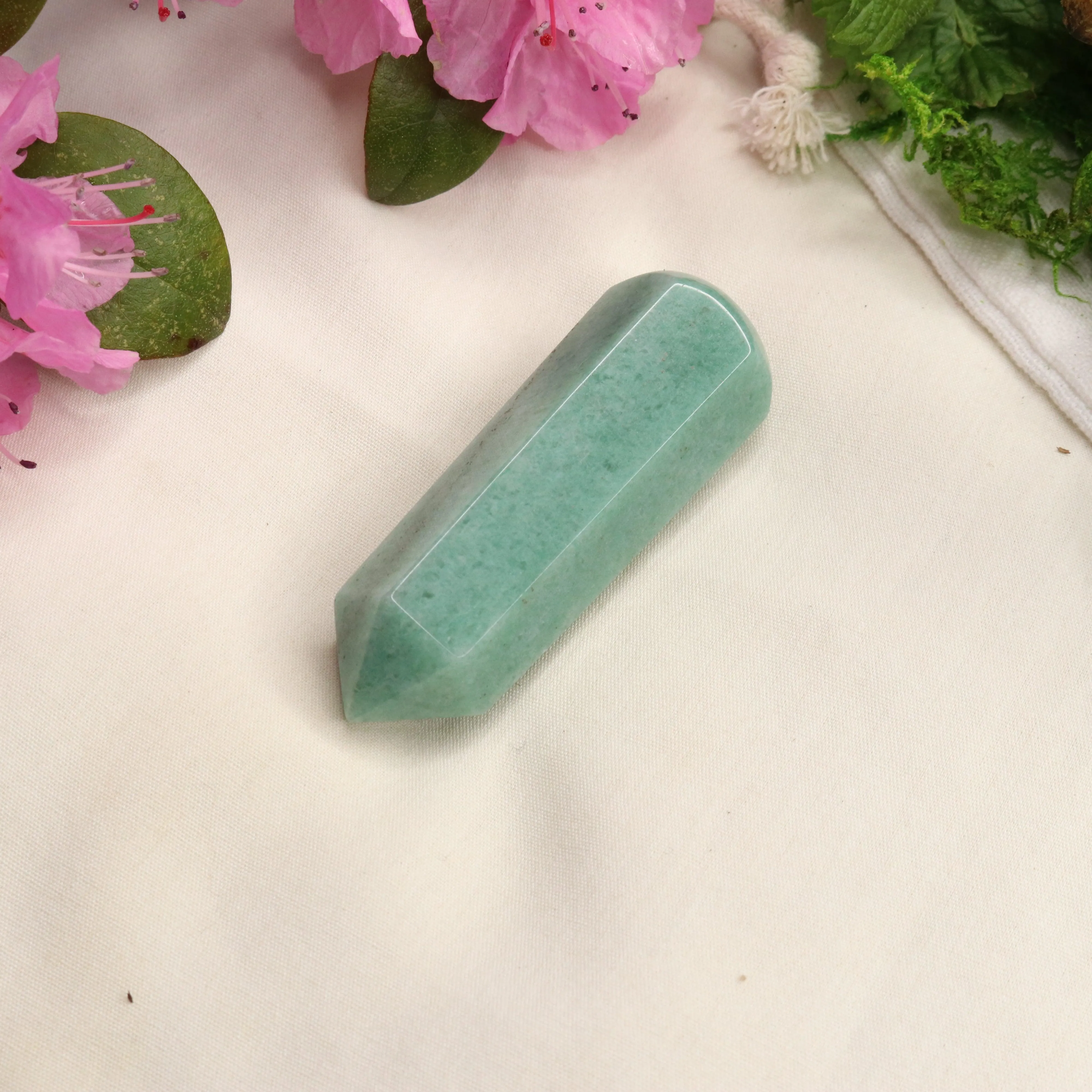 Adorable Green Aventurine Point and Massager Carving