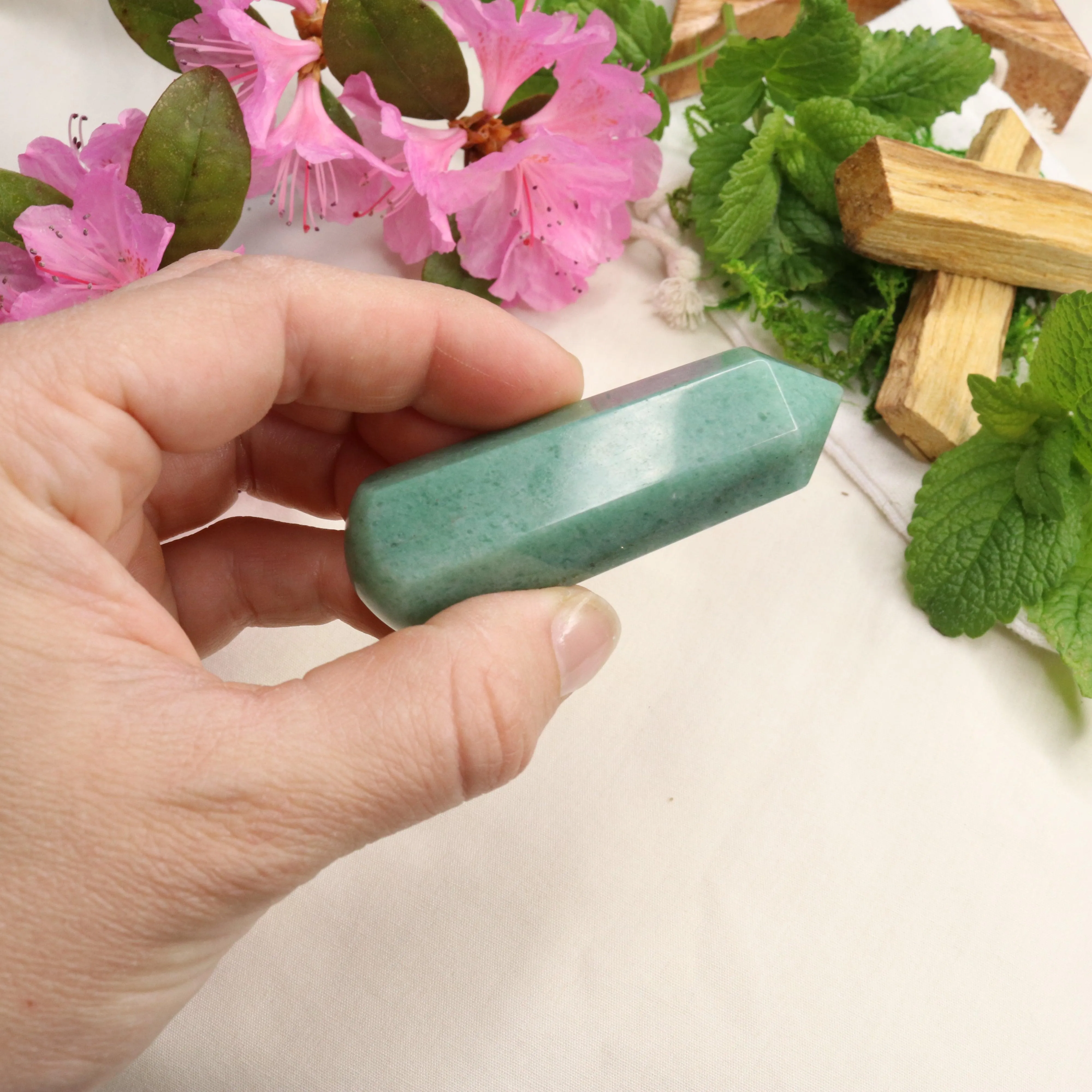 Adorable Green Aventurine Point and Massager Carving