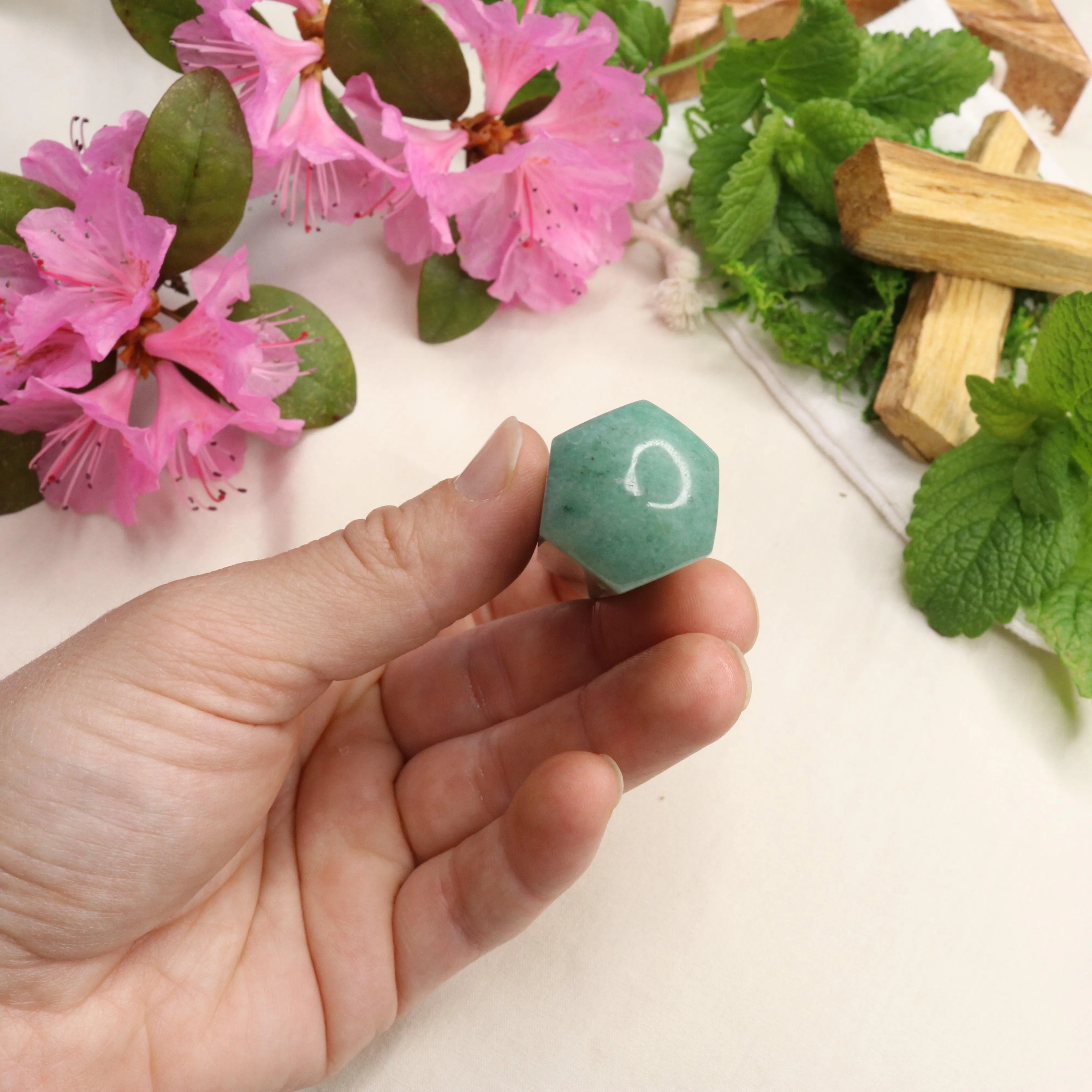 Adorable Green Aventurine Point and Massager Carving