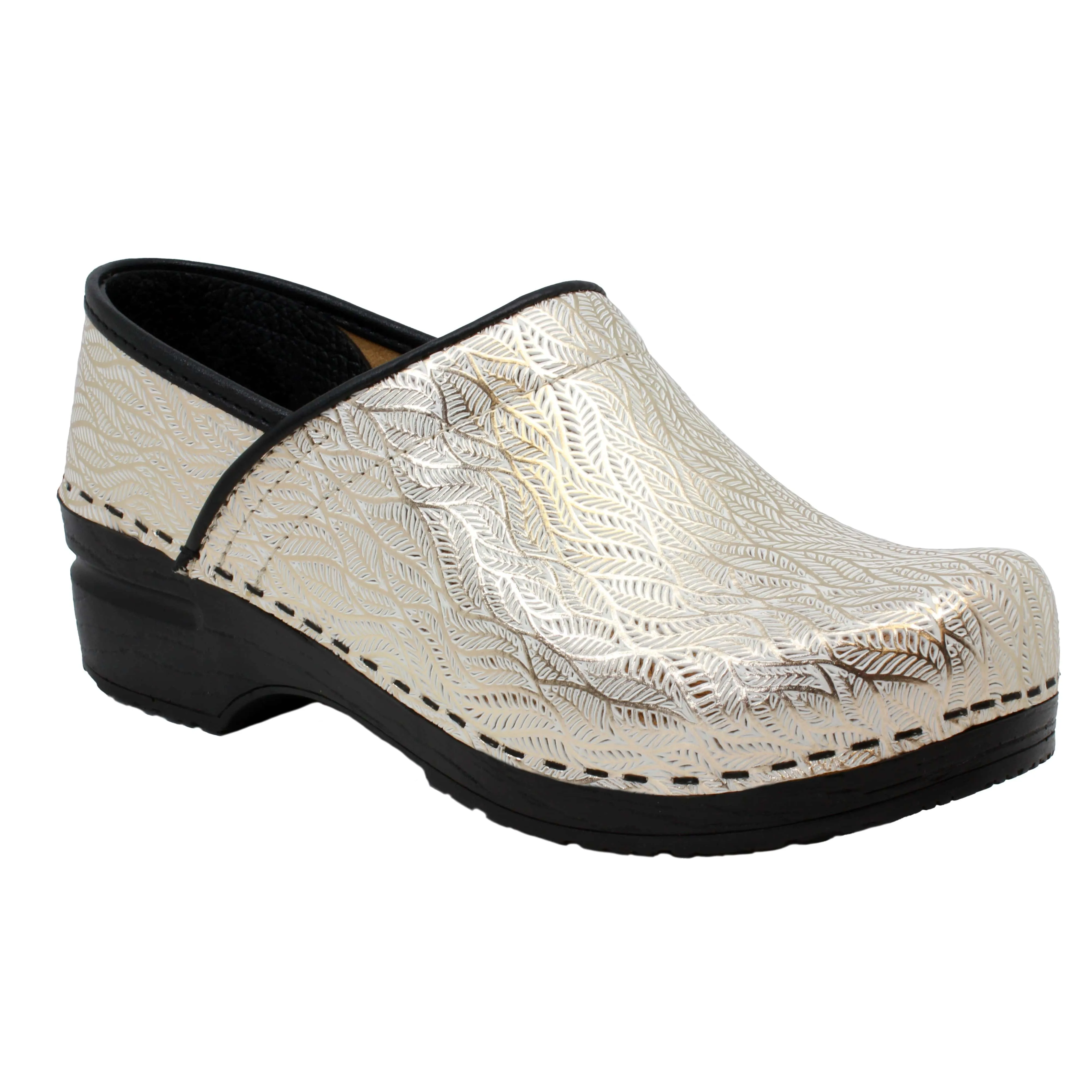 BJORK PROFESSIONAL Mysa Natural Tooled Leather Clogs