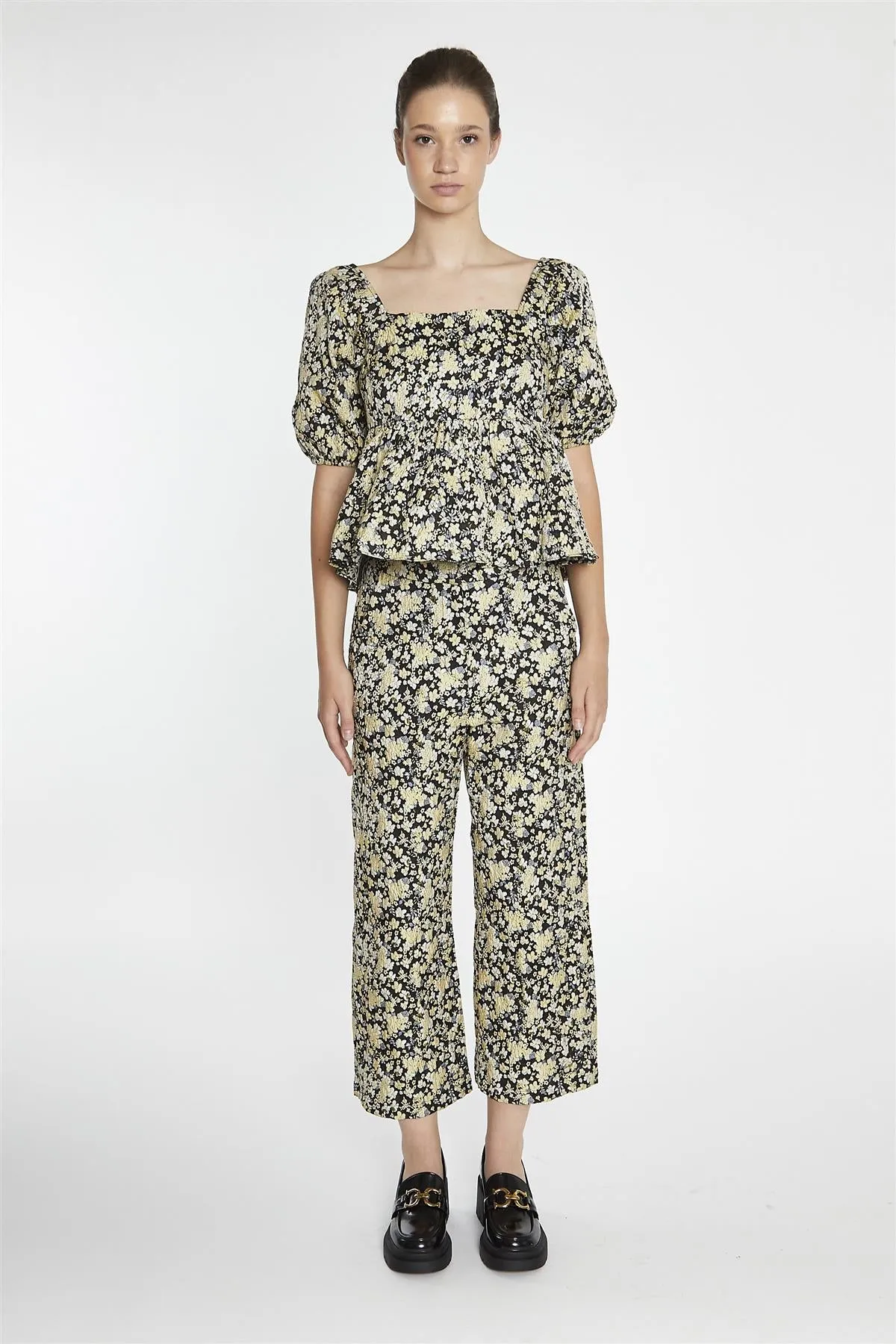 Black-Yellow Brocade Cropped Wide-Leg-Trousers