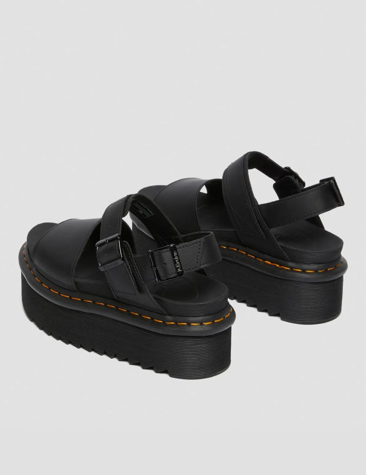 Dr.Martens Sandalen Voss Quad Black Hydro 26725001