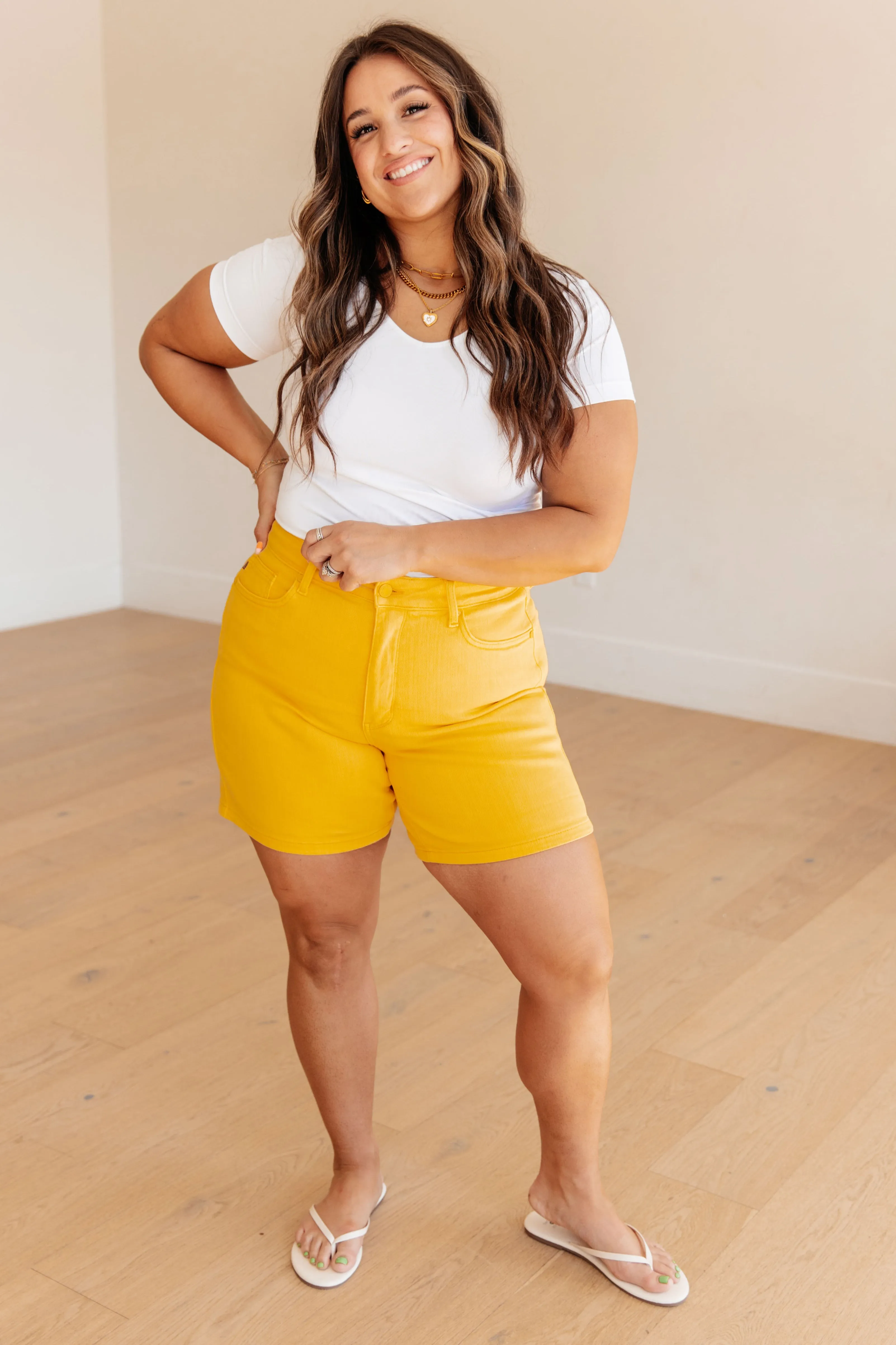 Jenna High Rise Control Top Cuffed Shorts in Yellow