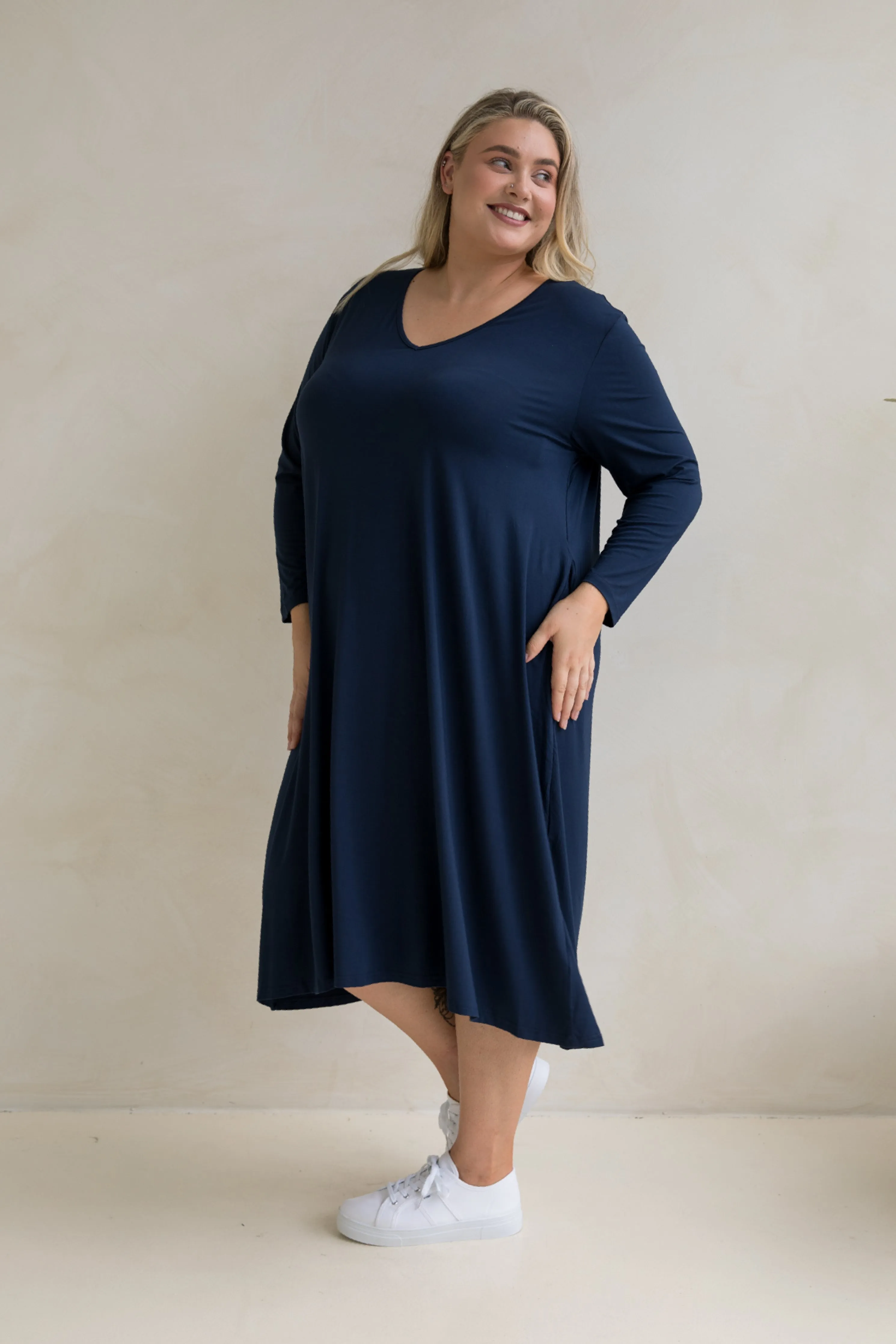 Long Sleeve T-Shirt Dress in Navy