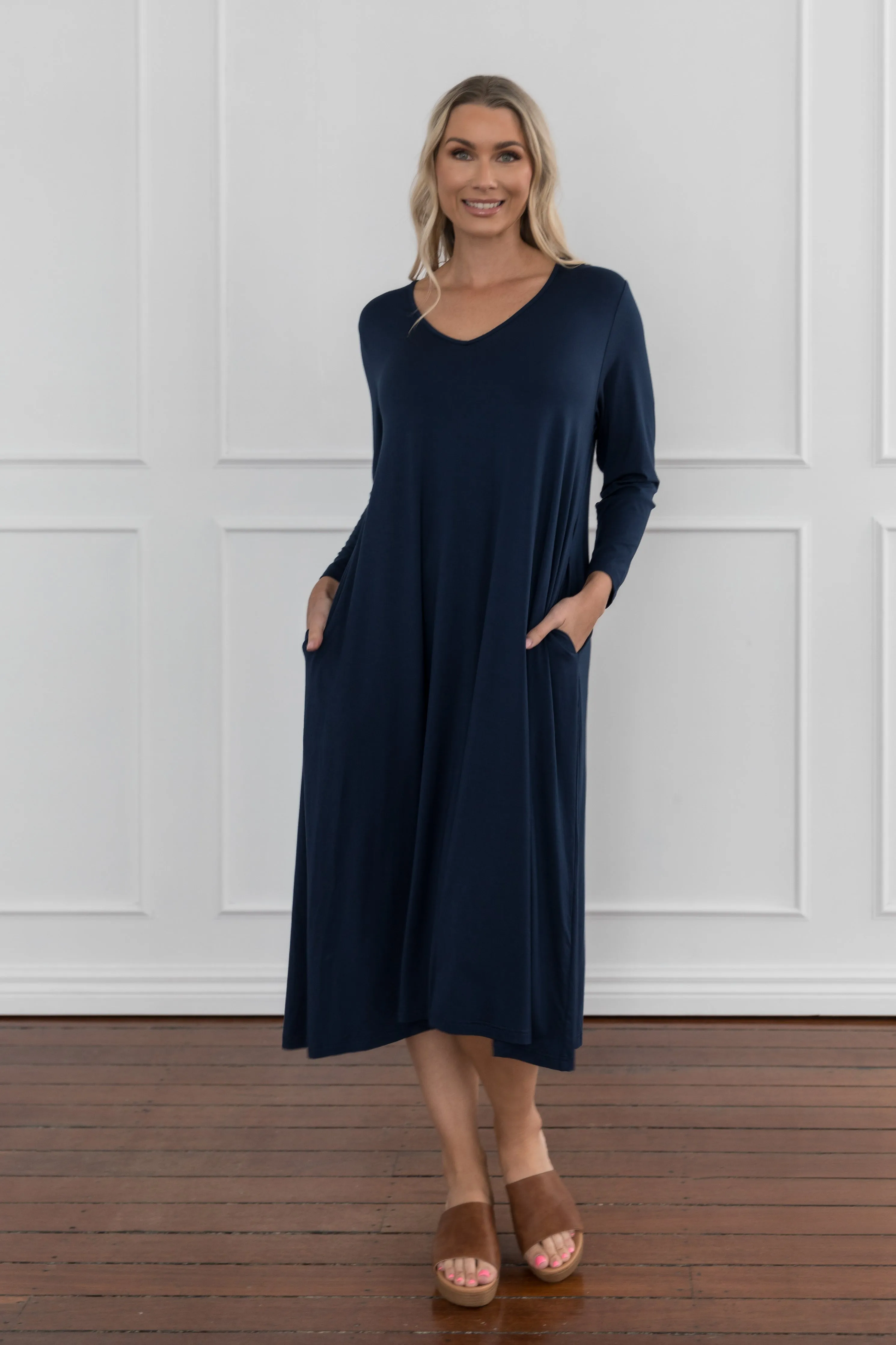 Long Sleeve T-Shirt Dress in Navy