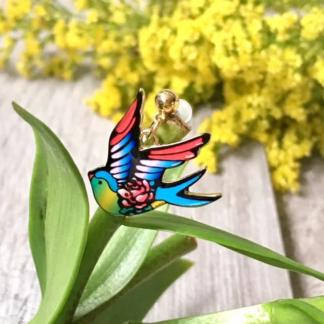 MULTI-COLOUR SWALLOW BIRD DANGLE DROP STUD EARRINGS