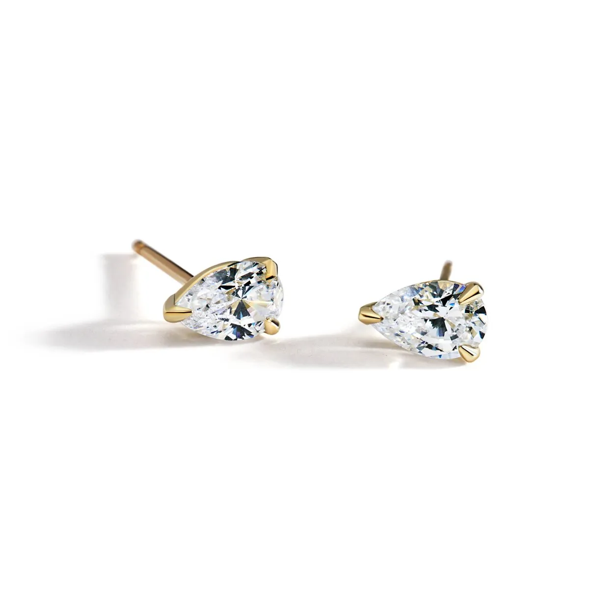 Pear Shaped Prong-Set Diamond Stud Mount