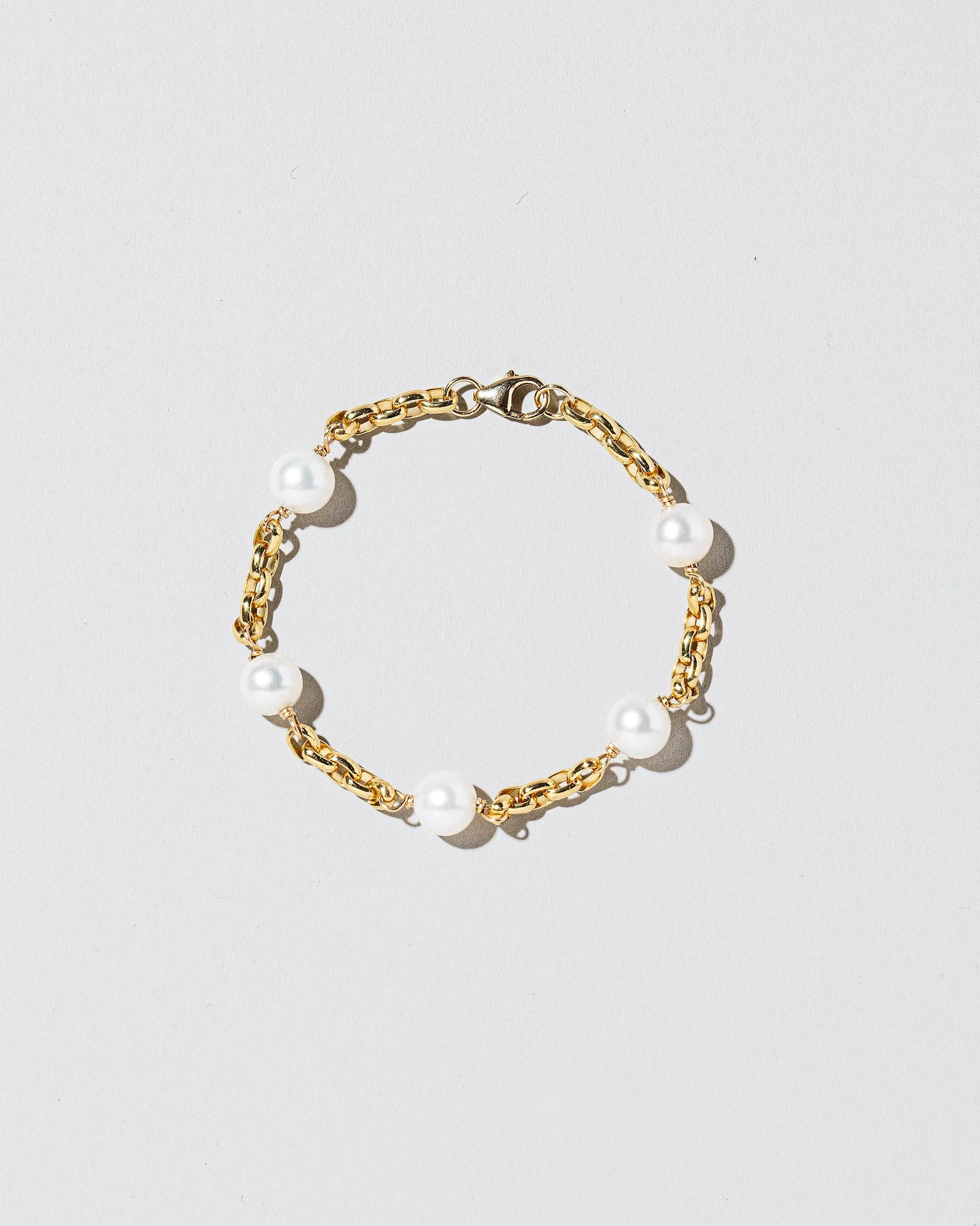 Pearl Station Bracelet Short Loop Chain