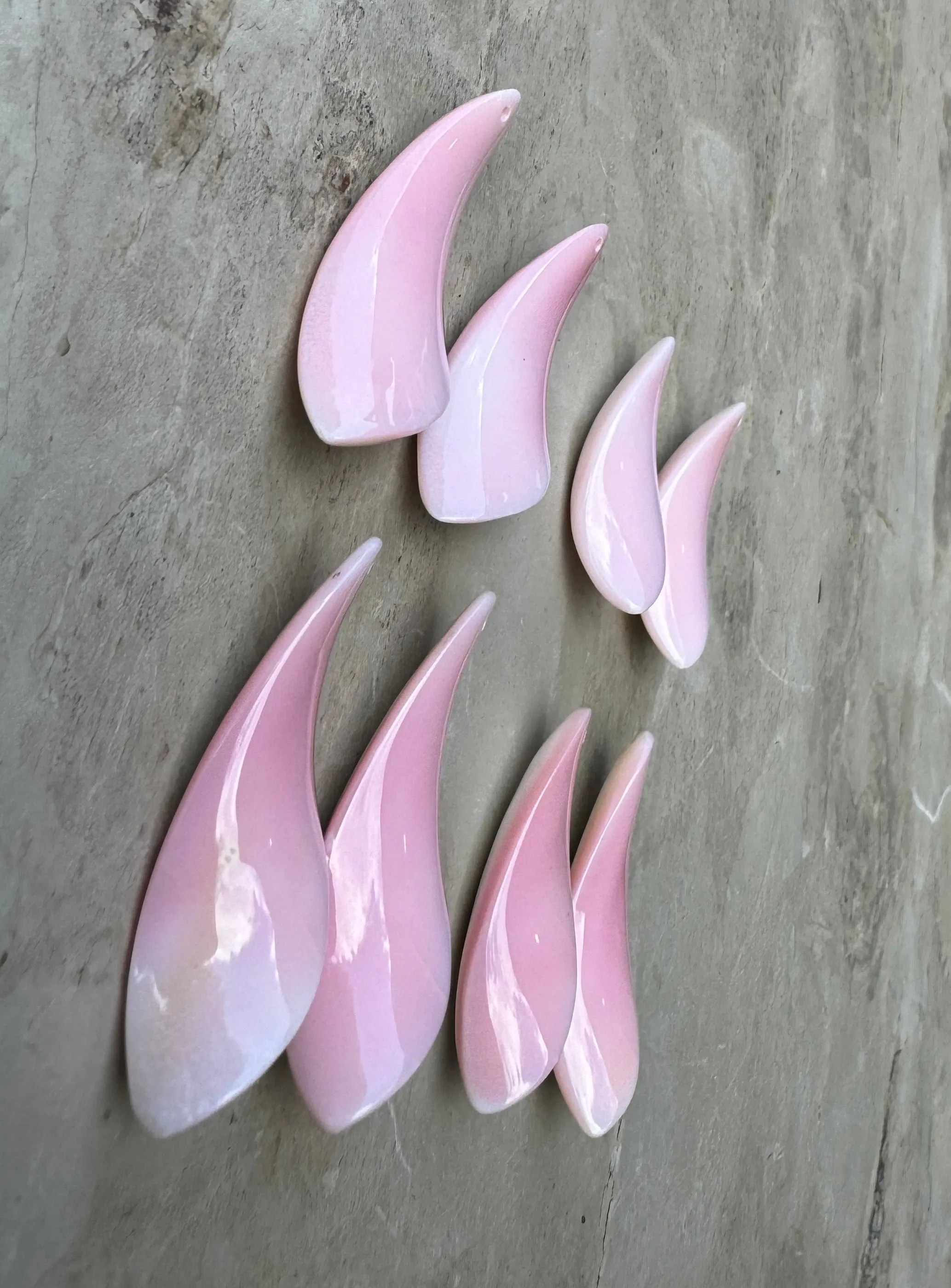 Pink Queen Conch Shell Matching Twist Earring Bead Pairs 15x37mm, One Pair/2 Beads