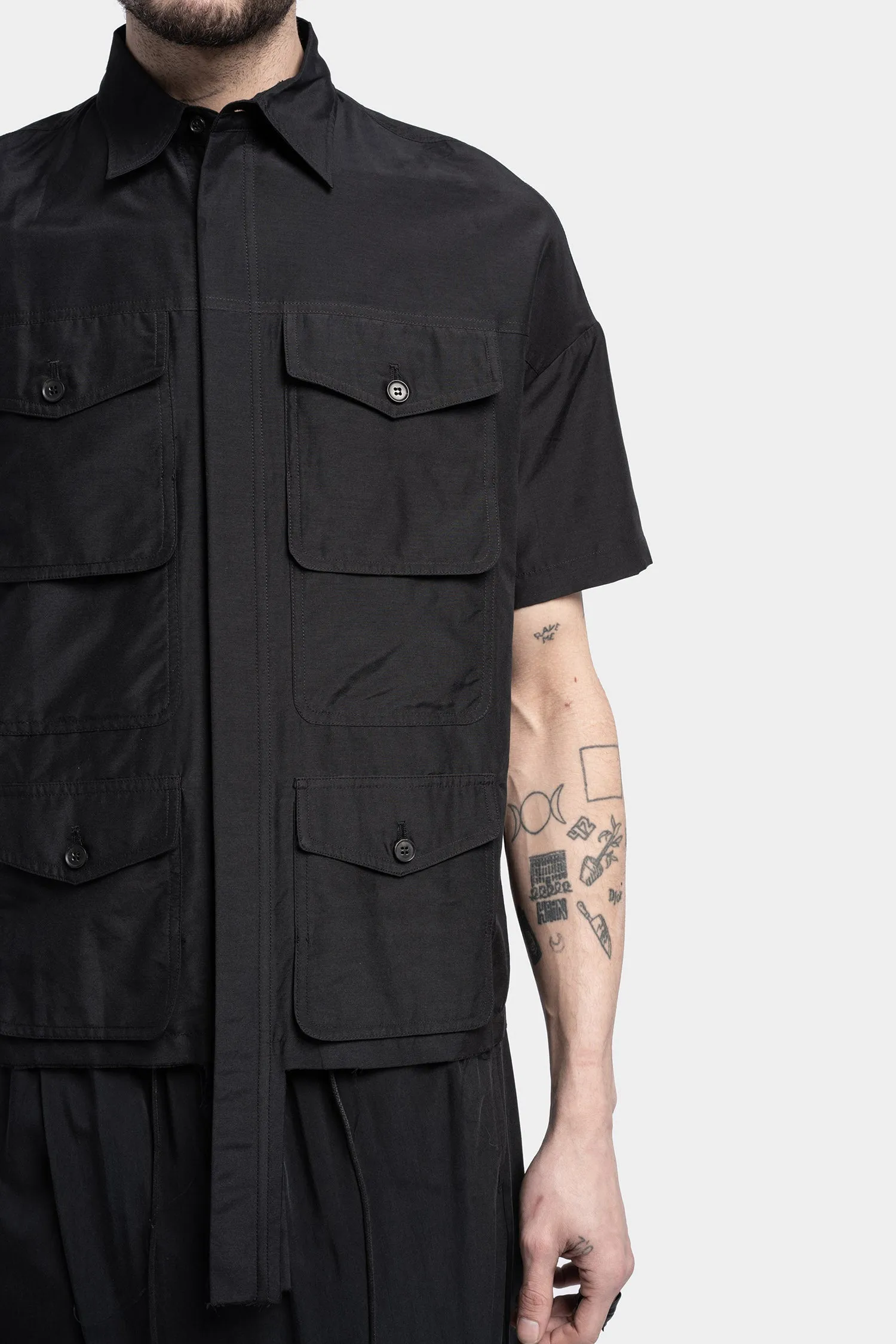 Pocket short sleeve shirt