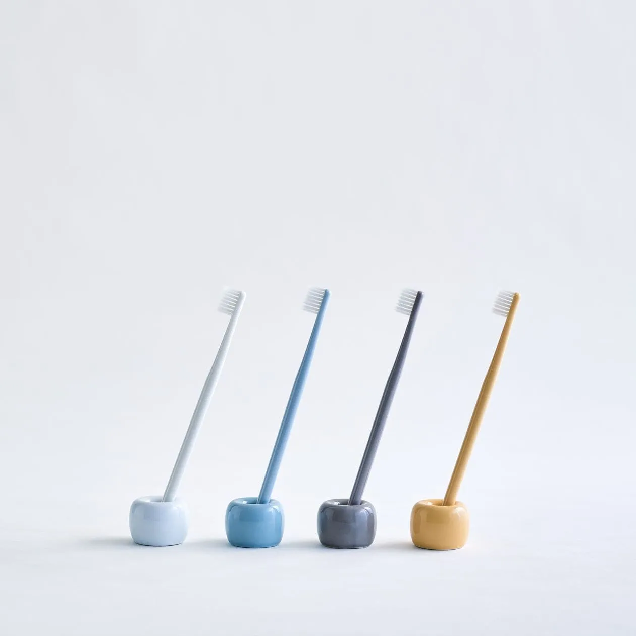 Porcelain Toothbrush Stand - Blue