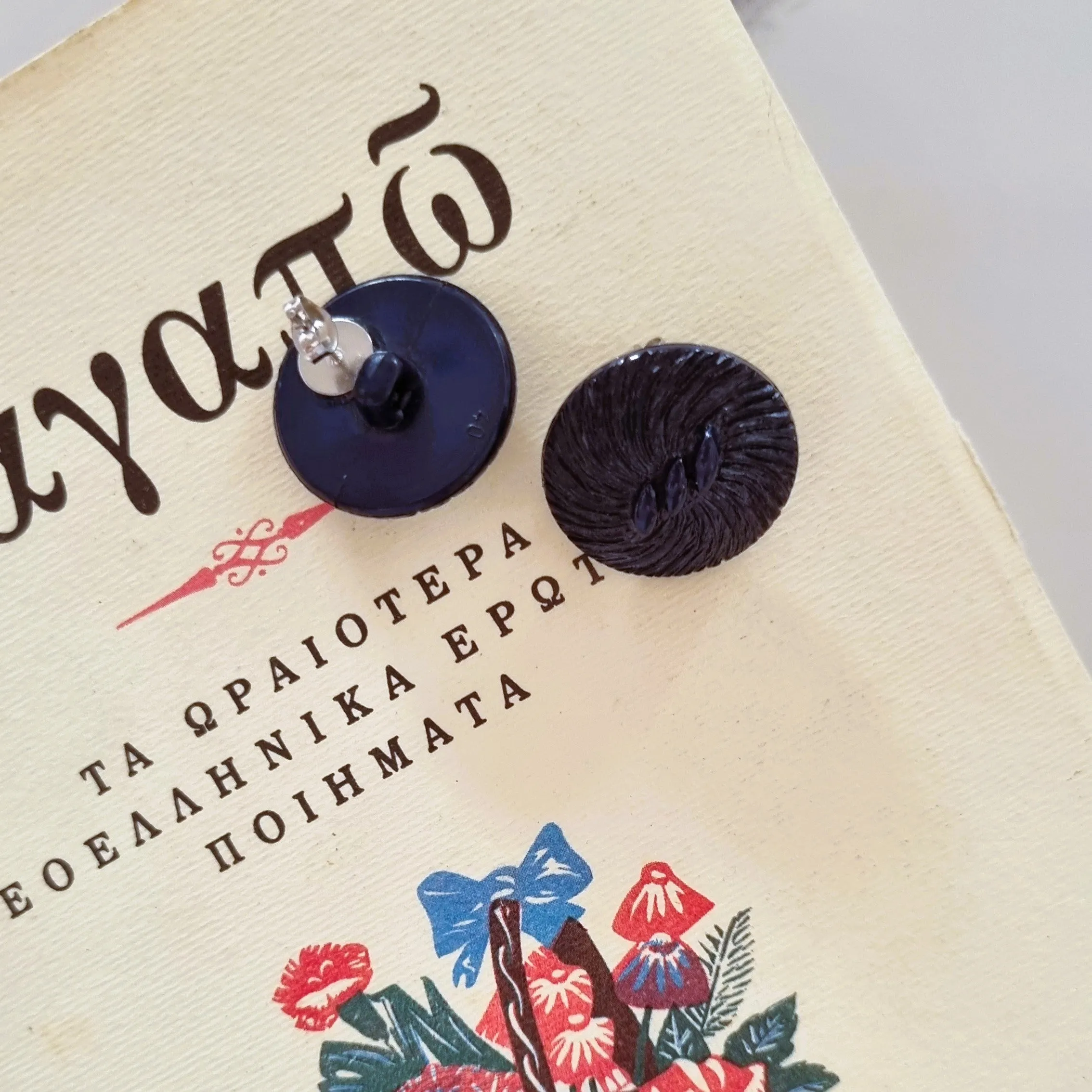 Vintage earrings - Dark Blue